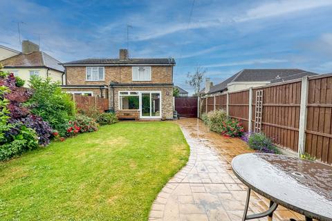 3 bedroom semi-detached house for sale, Somerset Avenue, Rochford