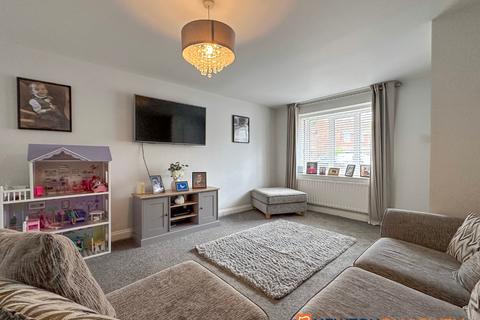 3 bedroom semi-detached house for sale, Broome Close, Balderton NG24