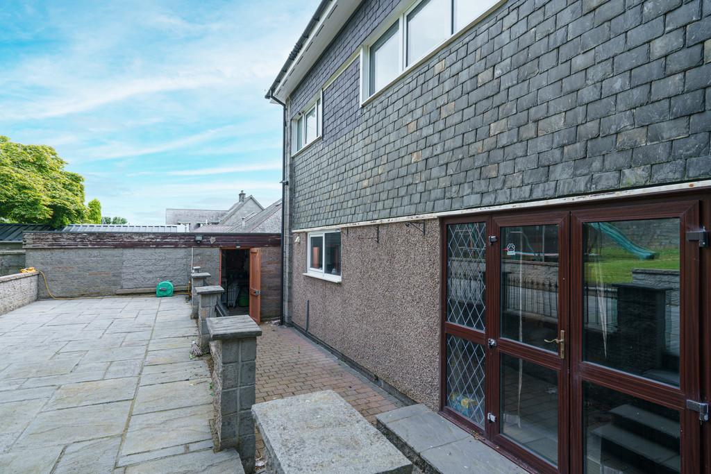 External 4