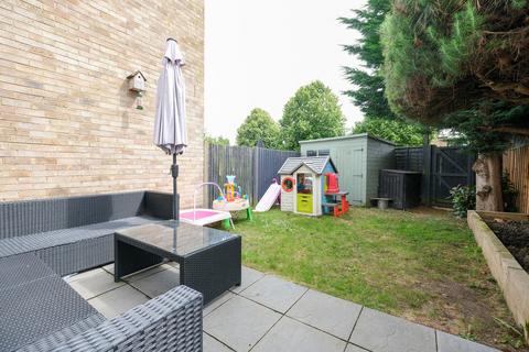 3 bedroom terraced house for sale, Aylesham Road, Orpington