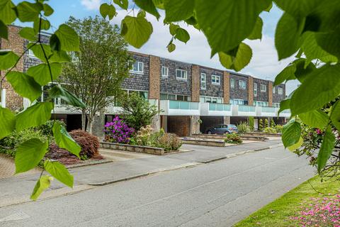 3 bedroom terraced house for sale, Beechwood Court, Bearsden