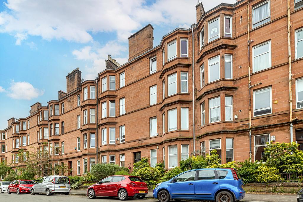 Waverley Street, Shawlands, Glasgow 1 bed apartment for sale £180,000