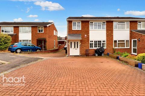 3 bedroom semi-detached house for sale, Ivel View, Sandy