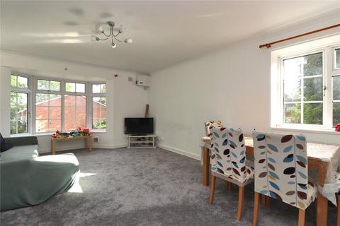 2 bedroom flat for sale, Brooklyn Court, Surrey GU22