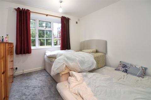 2 bedroom flat for sale, Brooklyn Court, Surrey GU22