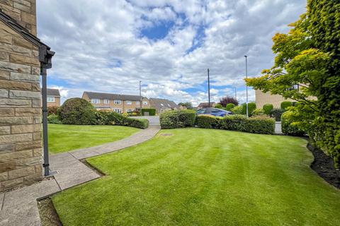 3 bedroom detached house for sale, Coppice Drive (off Netherton Moor Road), Huddersfield HD4