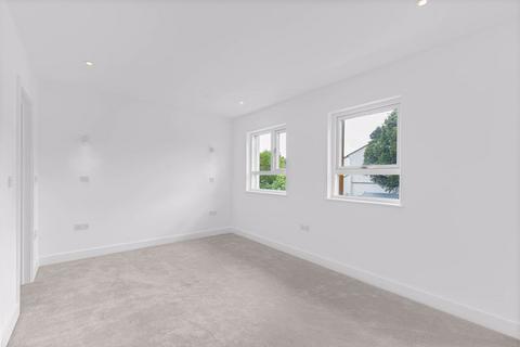 4 bedroom semi-detached house for sale, Granville Road, Sidcup