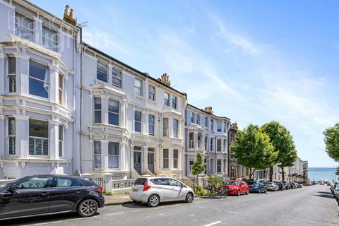 3 bedroom flat for sale, Eaton Place, Brighton, BN2
