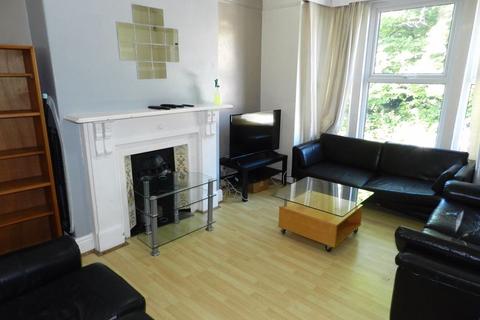 7 bedroom terraced house for sale, Richmond Avenue, Leeds