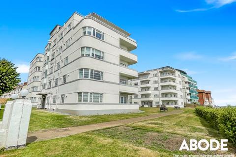 2 bedroom penthouse for sale, Seaforth Road, Westcliff-On-Sea SS0