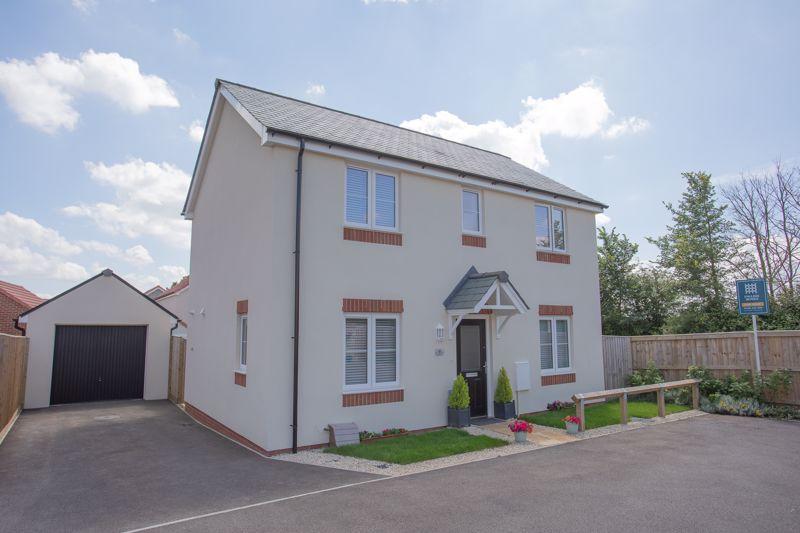 Pepper Drive, Somerton 3 bed detached house for sale £350,000