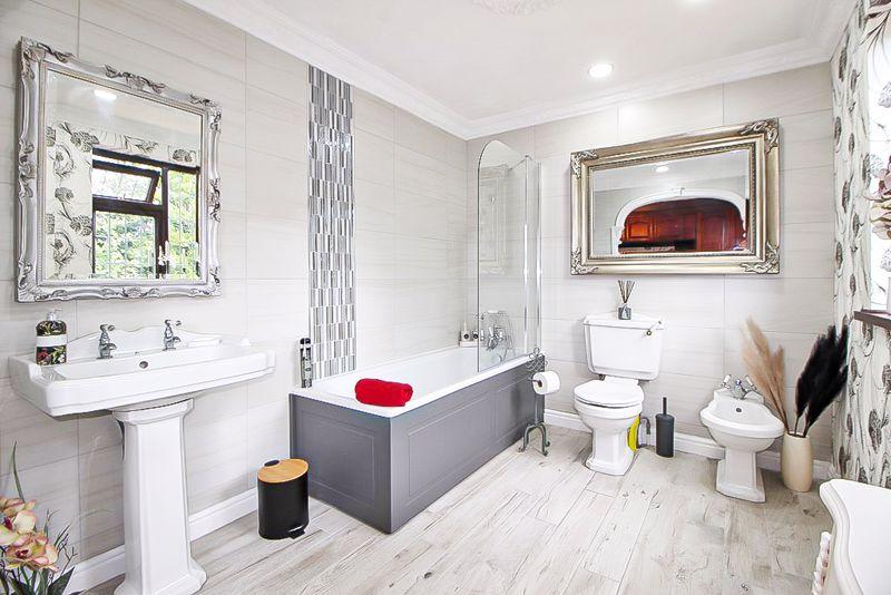 Ensuite bathroom