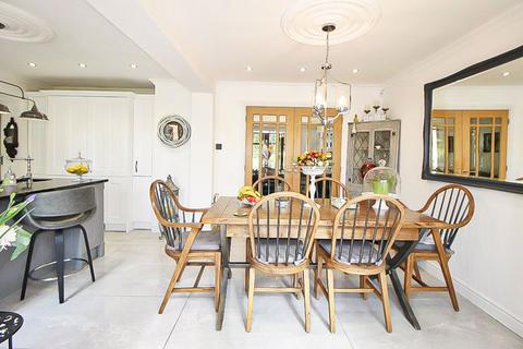 undefined, Wolverhampton Road, SEDGLEY, DY3 1QR