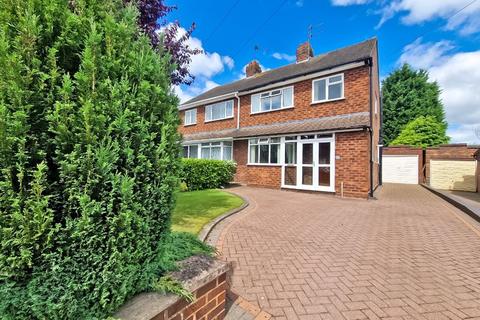 3 bedroom semi-detached house for sale, Lawnswood Avenue, Wolverhampton