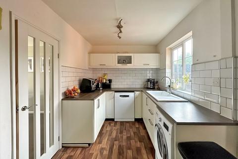 3 Challenor Avenue, Willenhall, WV13 3NE