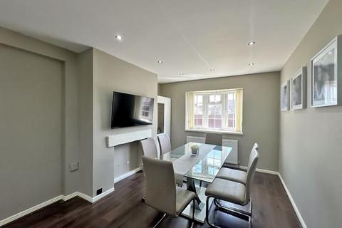 3 Challenor Avenue, Willenhall, WV13 3NE