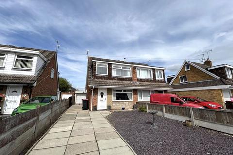 3 bedroom semi-detached house for sale, Summertrees Road, Great Sutton