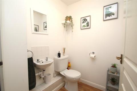5 Bronze Close, Beggarwood, Basingstoke, RG22 4UF