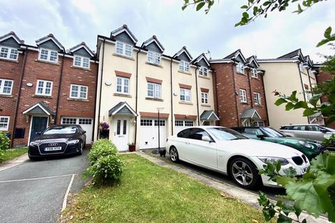 3 bedroom end of terrace house for sale, Stonecroft, Northwich