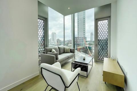 2 bedroom apartment to rent, Viadux, Great Bridgewater Street, M1