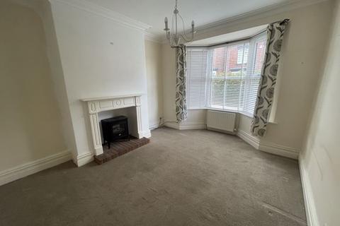 2 bedroom terraced house to rent, Salisbury Place, Bishop Auckland