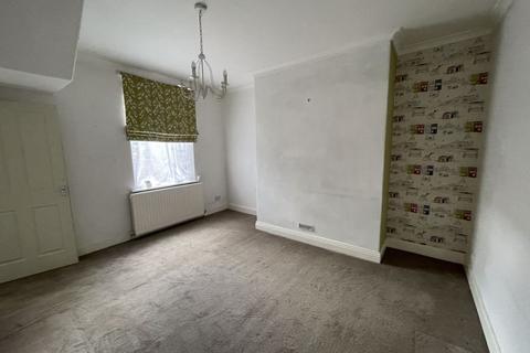 2 bedroom terraced house to rent, Salisbury Place, Bishop Auckland