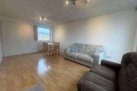 1 bedroom apartment to rent, Grimsby Grove, London