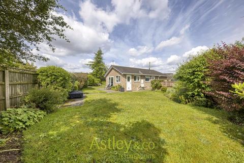 2 bedroom detached bungalow for sale, Gerald Close, Norwich, NR1