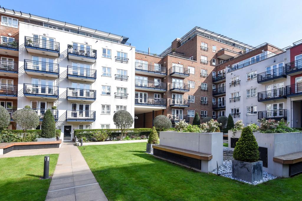 Royal Quarter, Kingston Upon Thames, KT2 2 bed apartment £2,150 pcm
