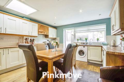 3 bedroom end of terrace house for sale, Lyndhurst Avenue, Newport - REF# 00024903