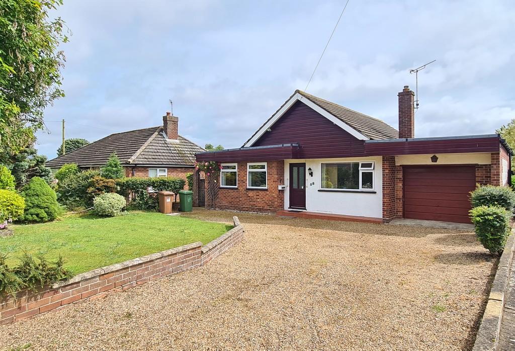 Bradfield Road, North Walsham 3 bed detached bungalow for sale £295,000