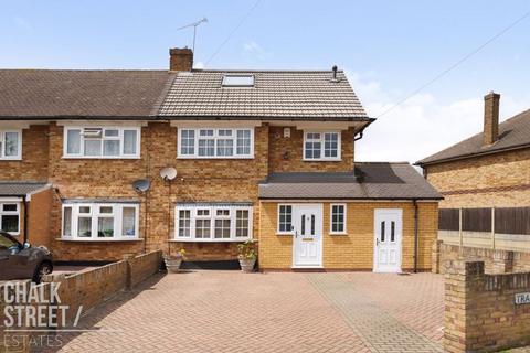 4 bedroom end of terrace house for sale, Trafalgar Road, Rainham, RM13