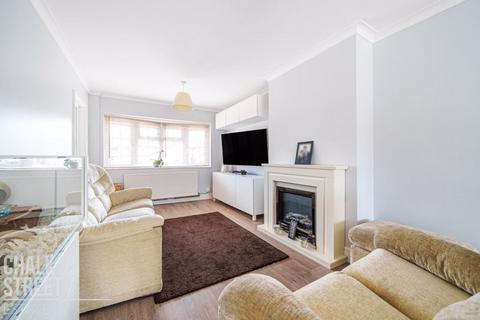 4 bedroom end of terrace house for sale, Trafalgar Road, Rainham, RM13