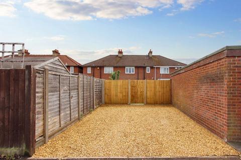 3 bedroom terraced house to rent, Mortimer Lane, Basingstoke RG21