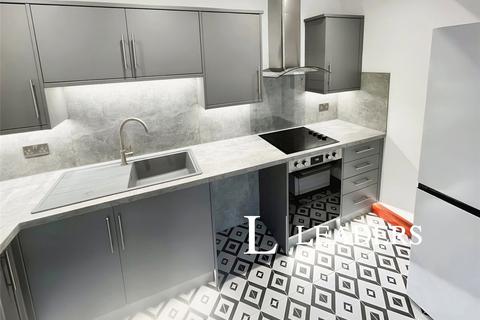 3 bedroom flat to rent, Medina Villas, Hove, Hove, BN3