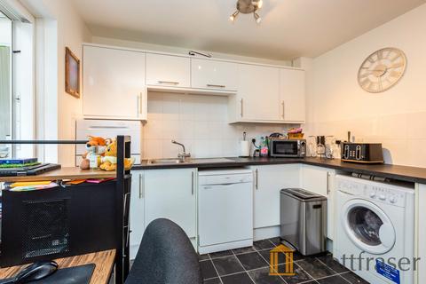 2 bedroom end of terrace house to rent, Hengrove Close, Headington, OX3 9LN