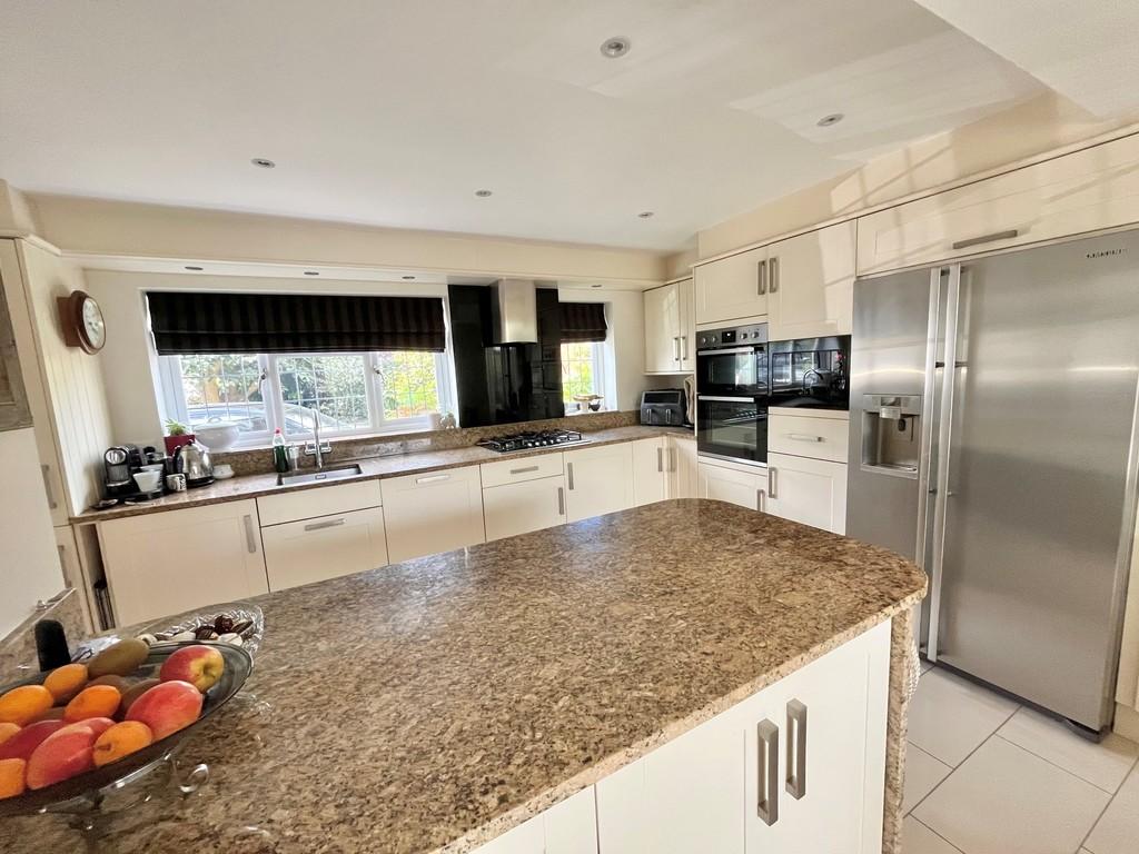 Kitchen 3