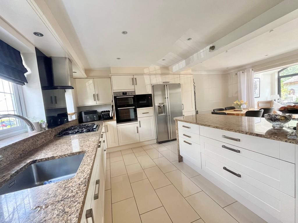 Kitchen 1