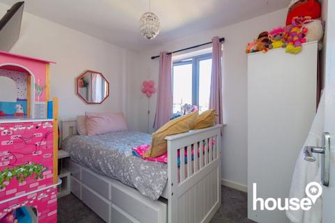 11 Faraday Drive, Minster On Sea, Sheerness, ME12 3UL