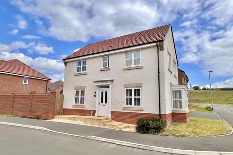 3 bedroom detached house to rent, Palmer Avenue, Bottesford, Nottingham