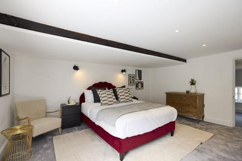 44 Fore Street, Hatfield, AL9 5AH