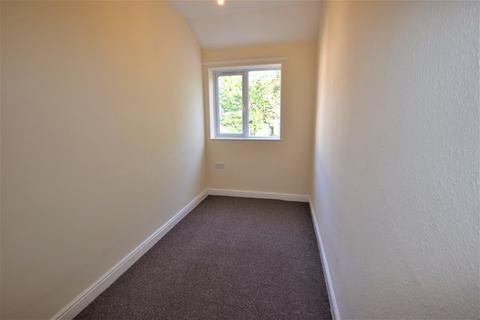 2 bedroom terraced house to rent, Hatherley Road, Rotherham, S65 1QW