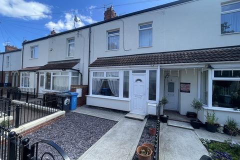 3 bedroom terraced house to rent, Ruskin Avenue, Ruskin Street, Hull, HU3 6AQ