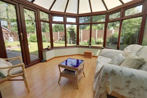 11 Grocott Close, Penkridge, Stafford, ST19 5SN