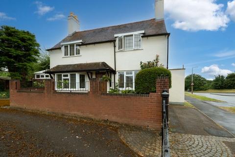 3 bedroom detached house for sale, Enville Road, Kingswinford DY6