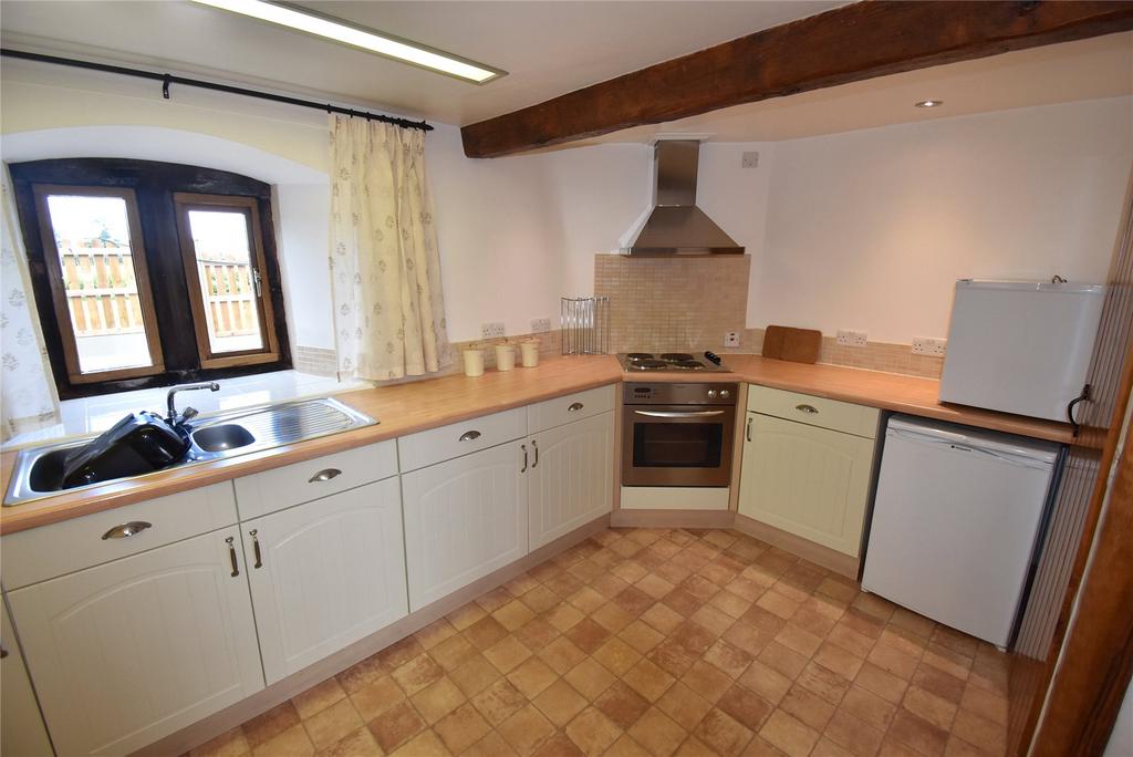 Dalston, Carlisle CA5 3 bed property to rent £900 pcm (£208 pw)