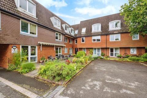 1 bedroom retirement property for sale, Weyhill, Haslemere GU27