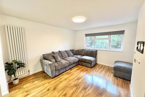 2 bedroom apartment to rent, Planetree Walk, Sale M23