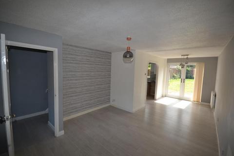 3 bedroom semi-detached house to rent, Furzton, Milton Keynes MK4