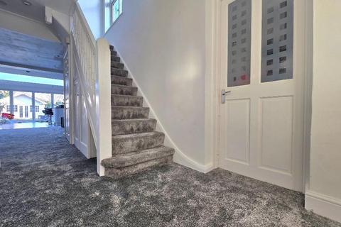 3 bedroom semi-detached house for sale, Lifstan Way, Thorpe Bay, Essex, SS1 2XE